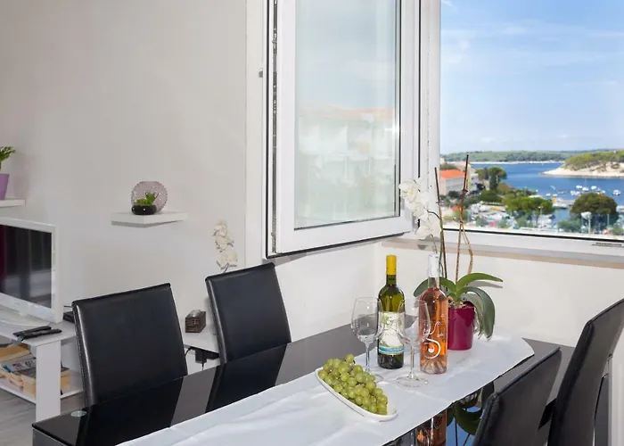 Hvar Harbor Luxury 아파트 흐바르