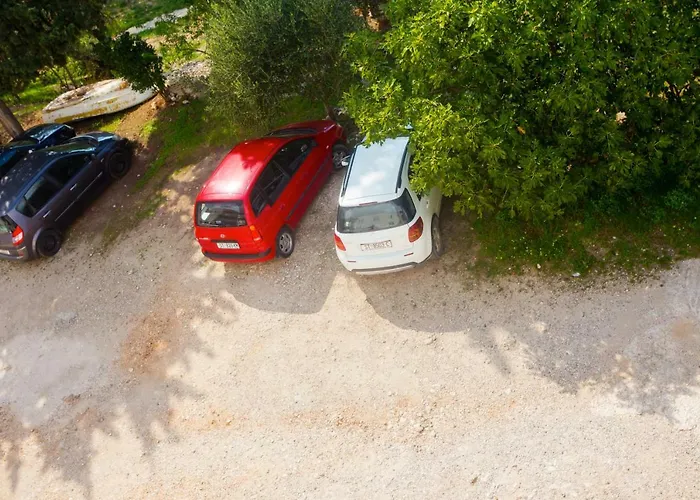 Hvar Harbor Luxury 아파트