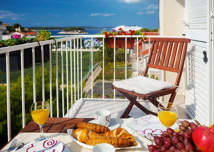 Hvar Harbor Luxury * 흐바르