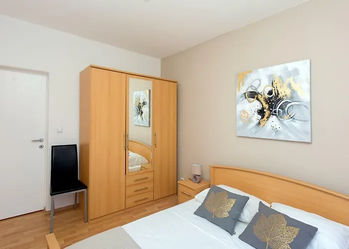 Hvar Harbor Luxury 흐바르